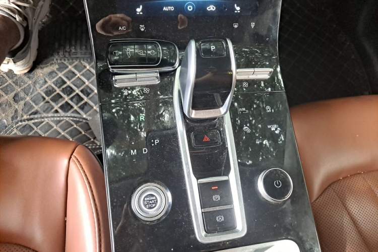 Used Chery Tiggo 8 PLUS 2021 290TGDI DCT Luxury Edition Gear Lever