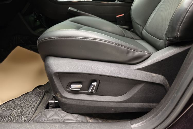 Used Chery Tiggo 8 PLUS 2021 290TGDI DCT Haoting Edition Interior 1