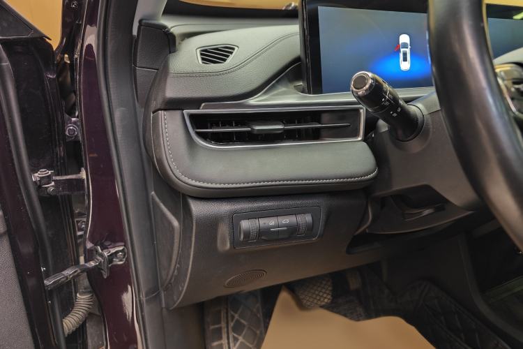 Used Chery Tiggo 8 PLUS 2021 290TGDI DCT Haoting Edition Interior 5