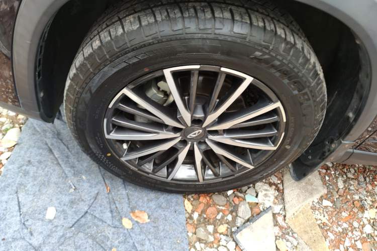 Used Chery Tiggo 8 PLUS 2021 290TGDI DCT Haoting Edition Left Front Wheel Hub