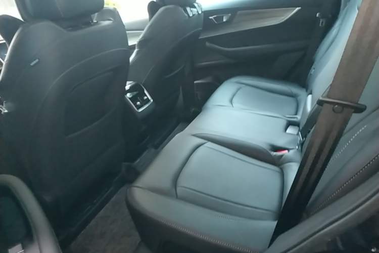 Used Chery Tiggo 8 PLUS 2021 290TGDI DCT Haoting Edition+ Left Rear Seat