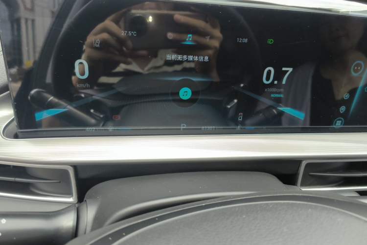 Used Chery Tiggo 8 PLUS 2021 290TGDI DCT Luxury Edition Odometer Close Up
