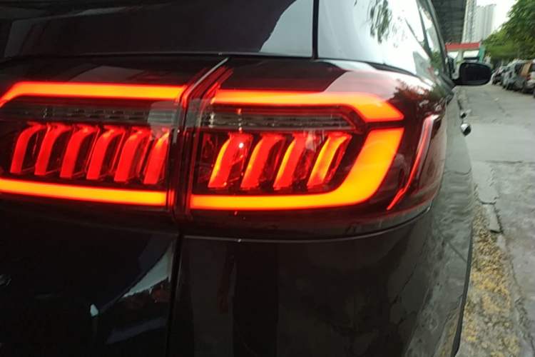 Used Chery Tiggo 8 PLUS 2021 290TGDI DCT Haoting Edition+ Right Rear Taillight