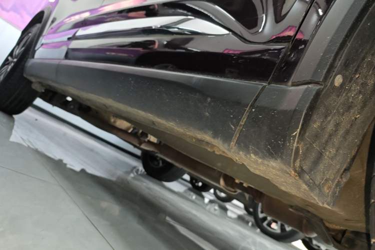 Used Chery Tiggo 8 PLUS 2021 290TGDI DCT Luxury Edition Right Side Sill