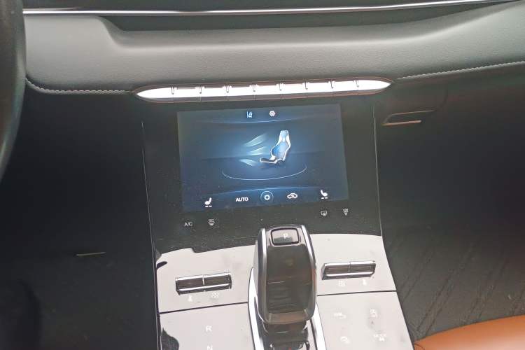 Used Chery Tiggo 8 PLUS 2021 290TGDI DCT Luxury Edition Audio And AC Panel
