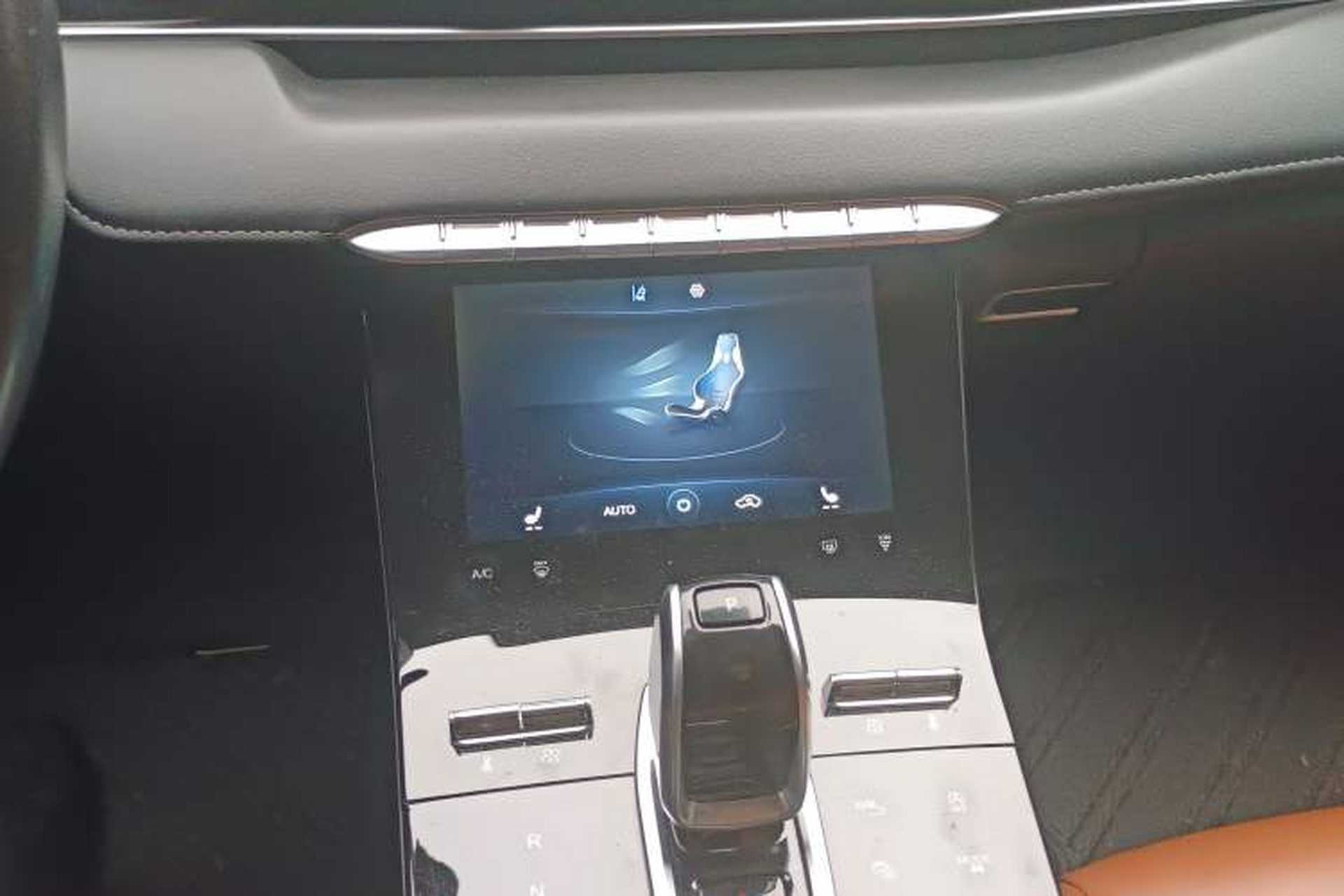 Used Chery Tiggo 8 PLUS 2021 290TGDI DCT Luxury Edition Audio And AC Panel
