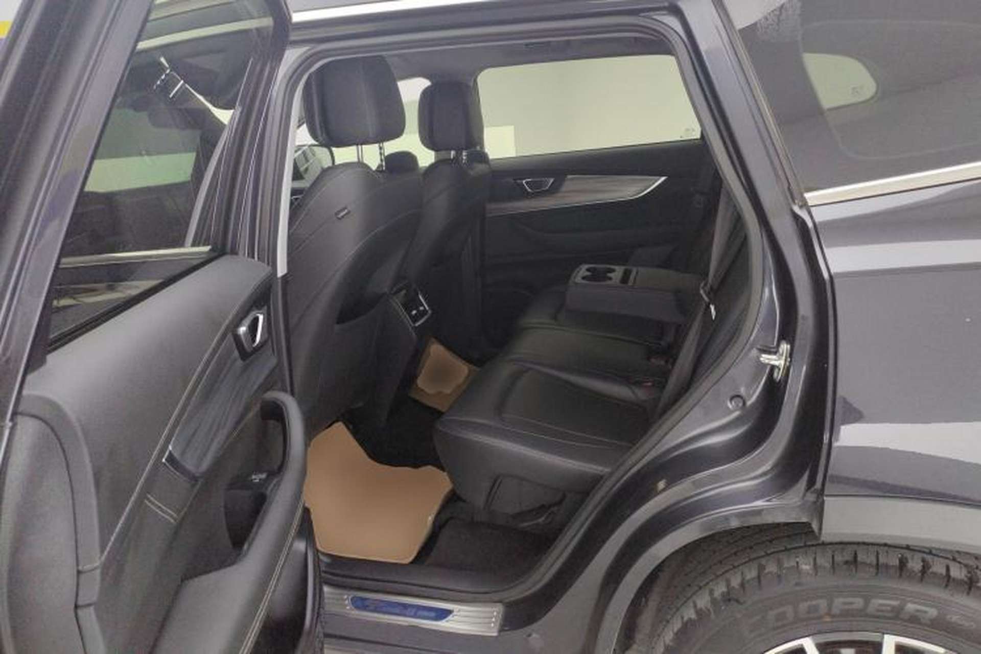 Used Chery Tiggo 8 PLUS 2021 290TGDI DCT Haoting Edition+ Left Rear Seat