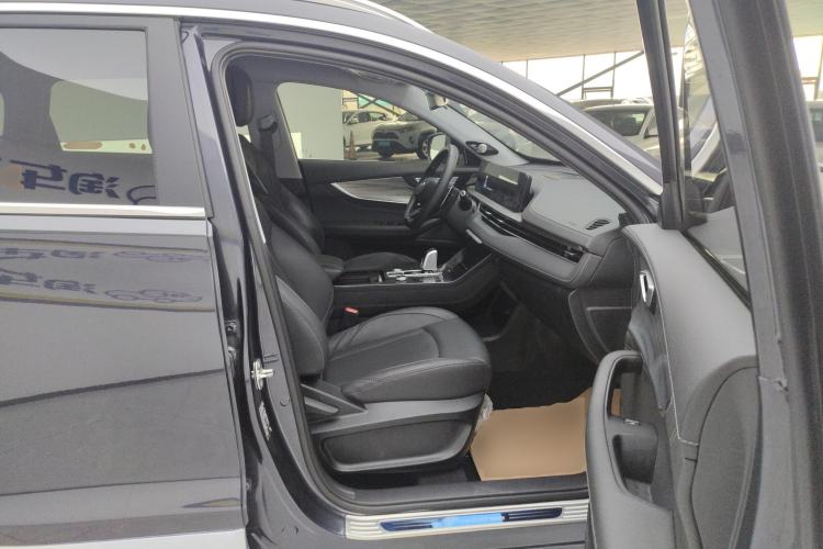 Used Chery Tiggo 8 PLUS 2021 290TGDI DCT Haoting Edition+ Right Front Seat