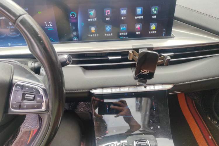 Used Chery Tiggo 8 PLUS 2021 290TGDI DCT Luxury Edition Audio And AC Panel