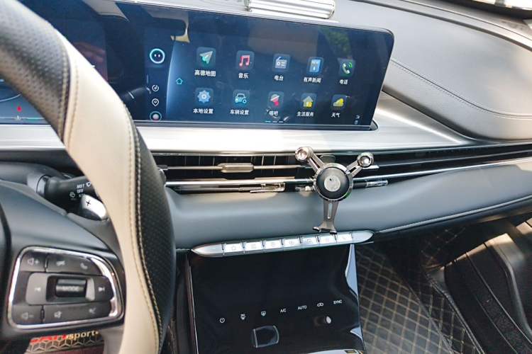 Used Chery Tiggo 8 PLUS 2021 290TGDI DCT Haoting Edition Audio And AC Panel