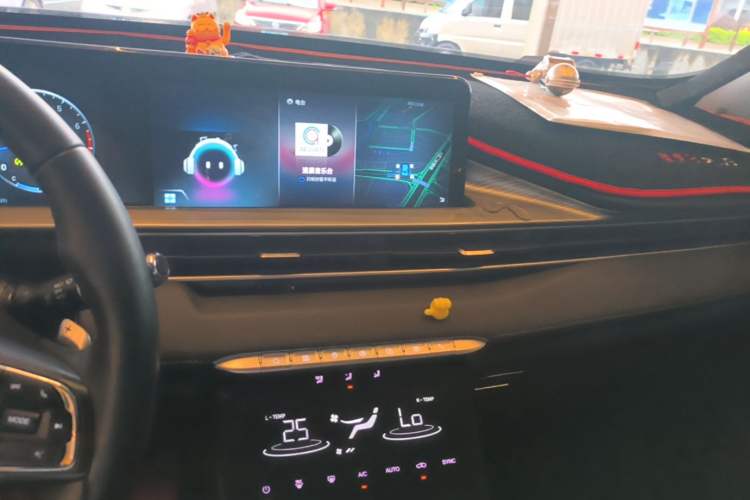 Used Chery Tiggo 8 PLUS 2021 290TGDI DCT Haoting Edition+ Audio And AC Panel