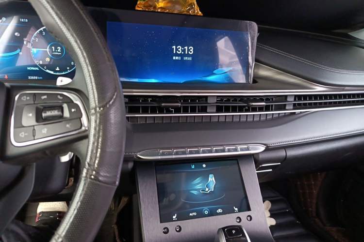 Used Chery Tiggo 8 PLUS 2021 290TGDI DCT Luxury Edition Audio And AC Panel