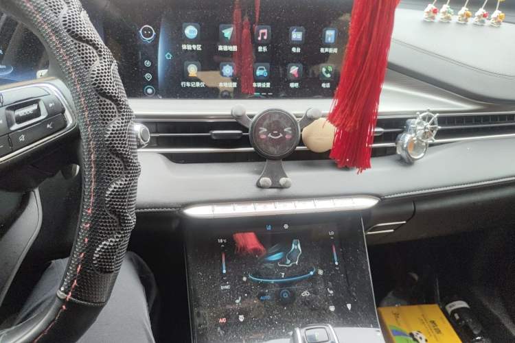 Used Chery Tiggo 8 PLUS 2021 290TGDI DCT Luxury Edition Audio And AC Panel