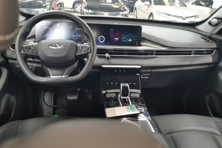 Used Chery Tiggo 8 PLUS 2021 290TGDI DCT Haoting Edition+ Center Console