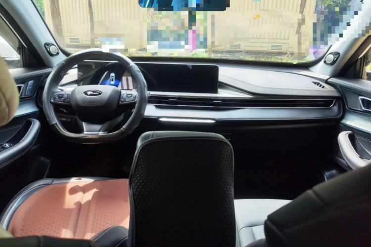 Used Chery Tiggo 8 PLUS 2021 290TGDI DCT Haoting Edition+ Center Console