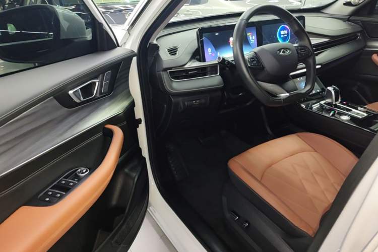 Used Chery Tiggo 8 PLUS 2021 290TGDI DCT Luxury Edition Driver Seat