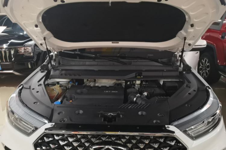 Used Chery Tiggo 8 PLUS 2021 290TGDI DCT Luxury Edition Engine Bay