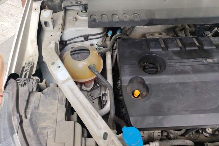 Used Chery Tiggo 8 PLUS 2021 290TGDI DCT Luxury Edition Engine Bay Right