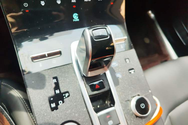 Used Chery Tiggo 8 PLUS 2021 290TGDI DCT Haoting Edition+ Gear Lever