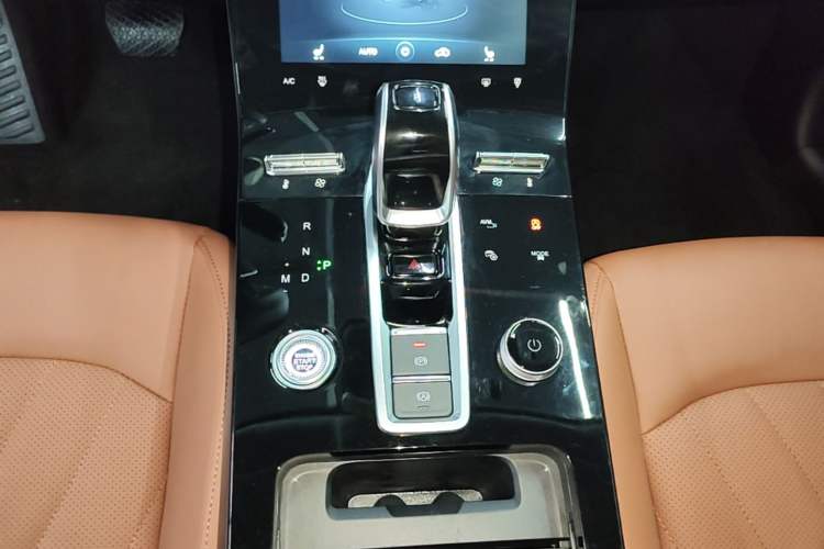 Used Chery Tiggo 8 PLUS 2021 290TGDI DCT Luxury Edition Gear Lever