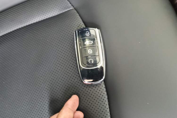 Used Chery Tiggo 8 PLUS 2021 290TGDI DCT Haoting Edition+ Interior 1