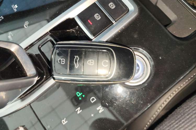 Used Chery Tiggo 8 PLUS 2021 290TGDI DCT Haoting Edition Interior 1