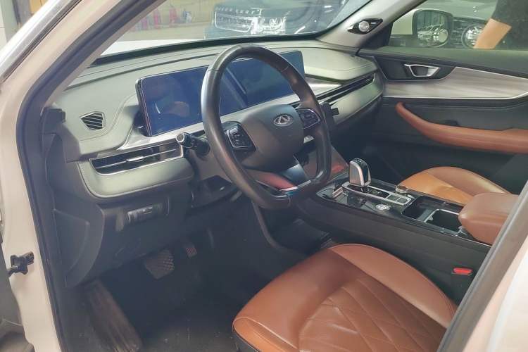 Used Chery Tiggo 8 PLUS 2021 290TGDI DCT Luxury Edition Interior 3
