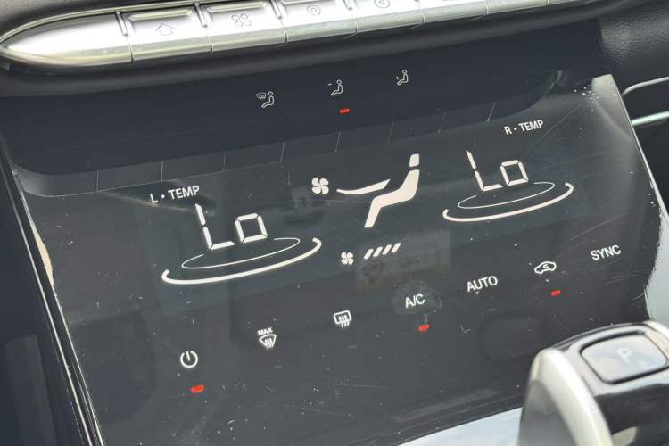 Used Chery Tiggo 8 PLUS 2021 290TGDI DCT Haoting Edition Interior 3
