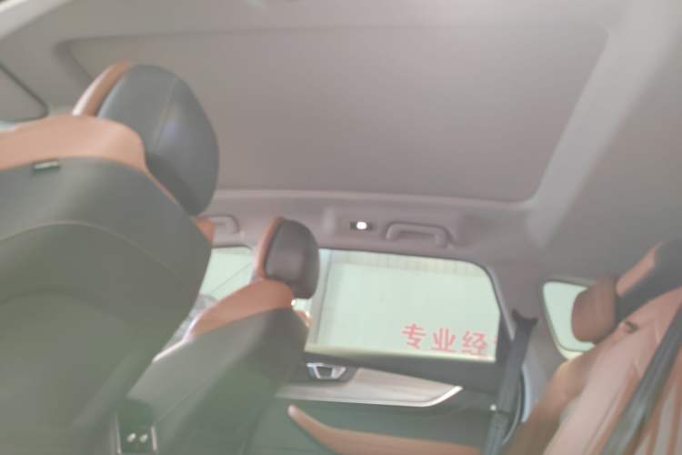 Used Chery Tiggo 8 PLUS 2021 290TGDI DCT Luxury Edition Interior 4