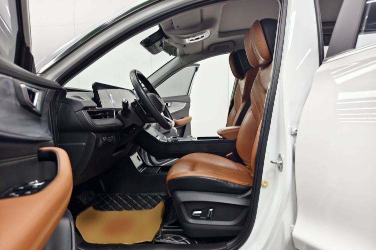 Used Chery Tiggo 8 PLUS 2021 290TGDI DCT Luxury Edition Interior 8