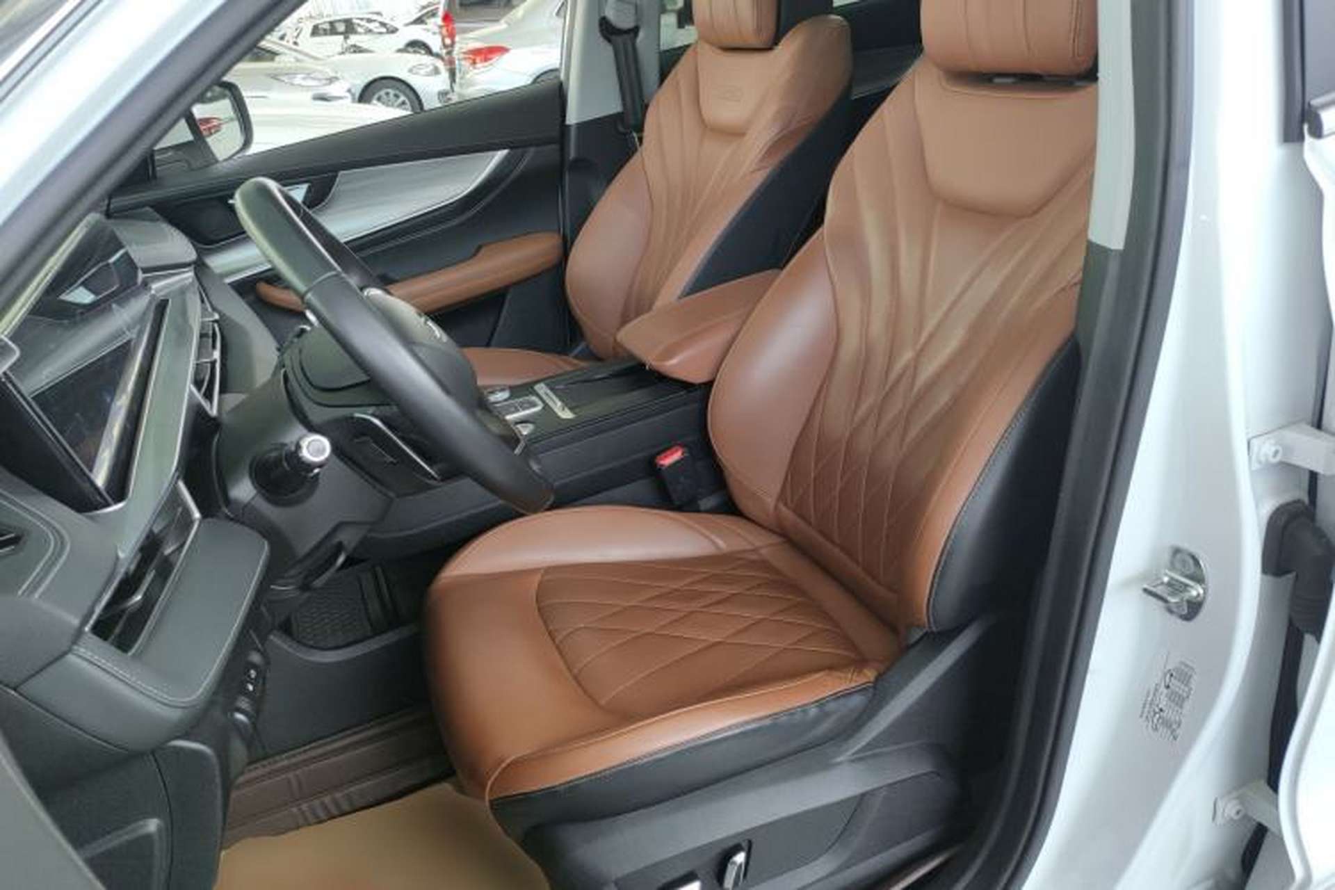Used Chery Tiggo 8 PLUS 2021 290TGDI DCT Luxury Edition Left Front Seat