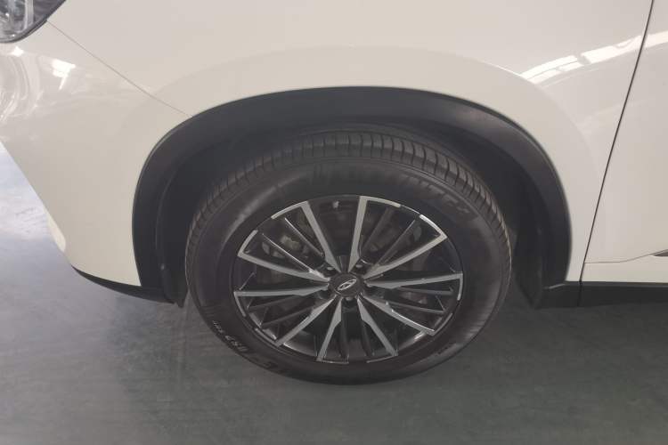 Used Chery Tiggo 8 PLUS 2021 290TGDI DCT Luxury Edition Left Front Wheel Hub