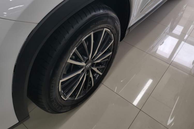 Used Chery Tiggo 8 PLUS 2021 290TGDI DCT Haoting Edition+ Left Front Wheel Hub