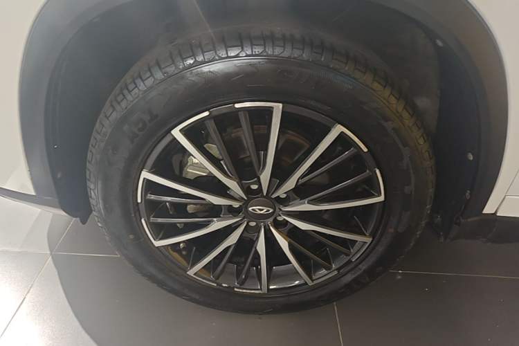 Used Chery Tiggo 8 PLUS 2021 290TGDI DCT Luxury Edition Left Front Wheel Hub