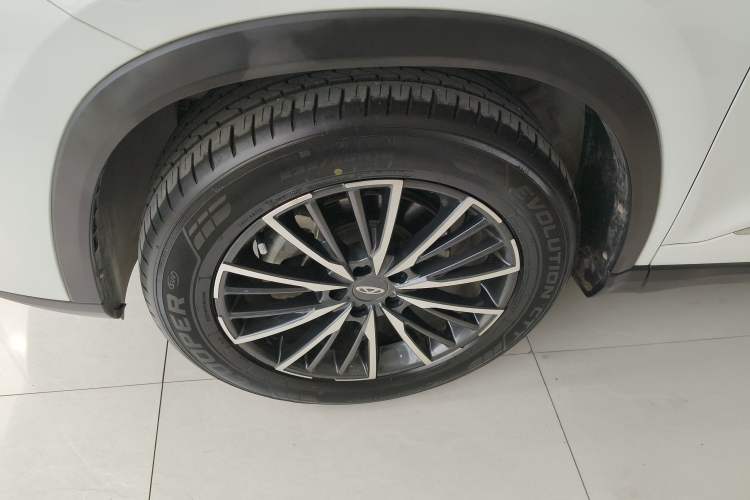 Used Chery Tiggo 8 PLUS 2021 290TGDI DCT Haoting Edition Left Front Wheel Hub
