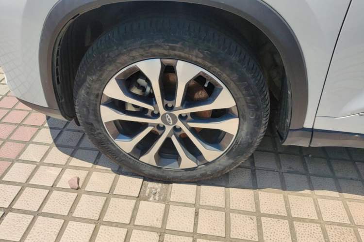 Used Chery Tiggo 8 PLUS 2021 MHEV 230 TCI CVT Haoting Edition Left Front Wheel Hub
