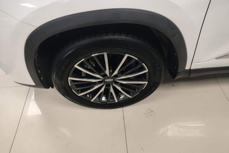 Used Chery Tiggo 8 PLUS 2021 290TGDI DCT Haoting Edition Left Front Wheel Hub