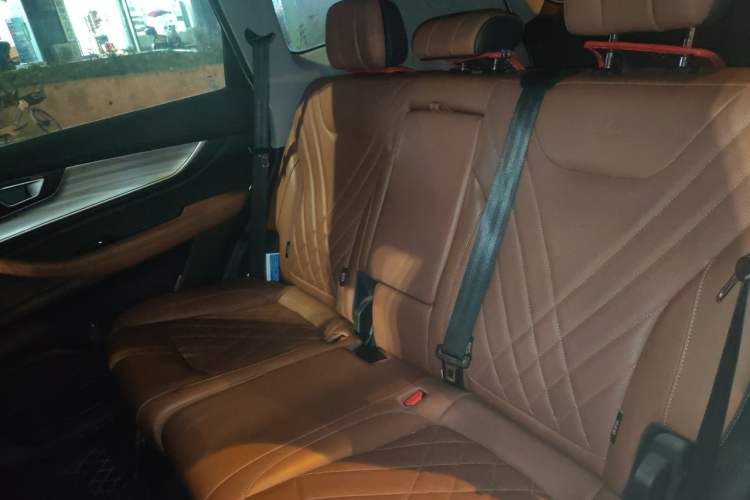 Used Chery Tiggo 8 PLUS 2021 290TGDI DCT Luxury Edition Left Rear Seat
