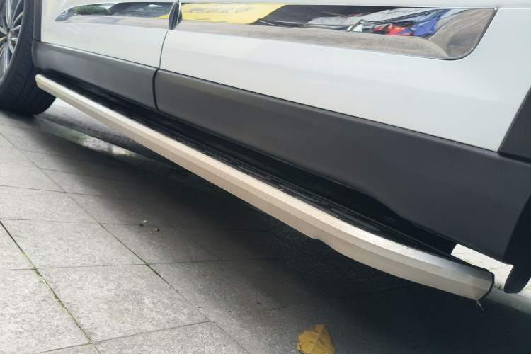 Used Chery Tiggo 8 PLUS 2021 290TGDI DCT Haoting Edition+ Left Side Sill