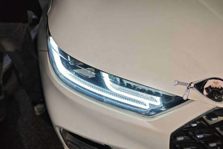 Used Chery Tiggo 8 PLUS 2021 290TGDI DCT Luxury Edition Right Front Headlight
