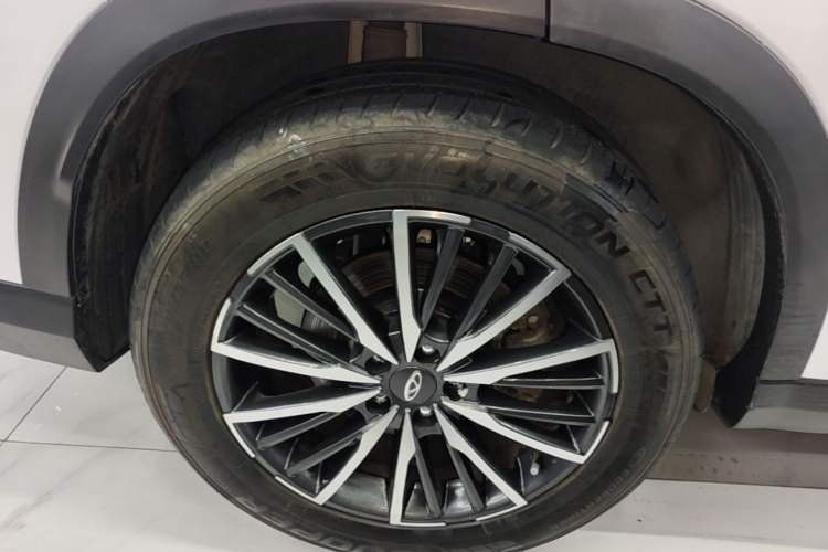Used Chery Tiggo 8 PLUS 2021 290TGDI DCT Luxury Edition Right Rear Wheel Hub