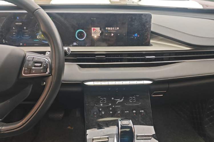 Used Chery Tiggo 8 PLUS 2022 290TGDI DCT Haoting Edition Audio And AC Panel