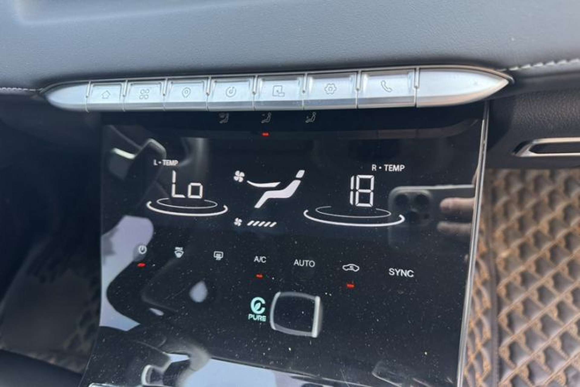 Used Chery Tiggo 8 PLUS 2022 290TGDI DCT Haoting Edition Audio And AC Panel
