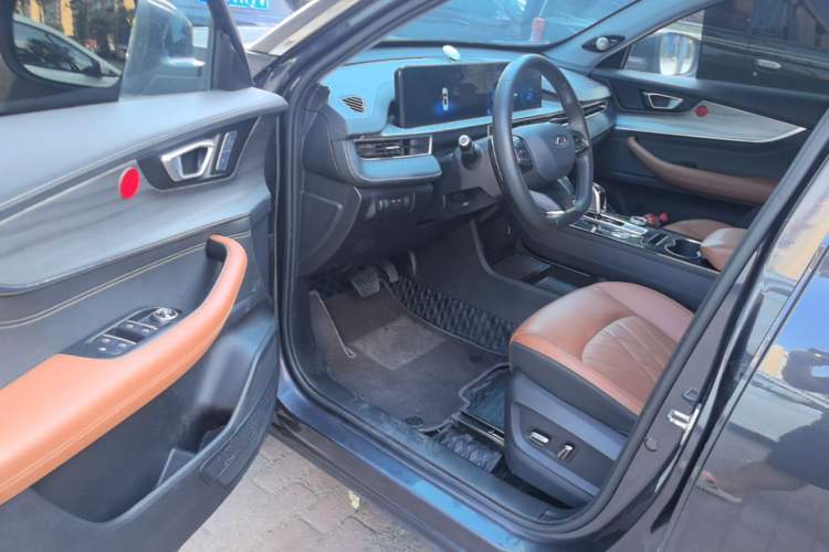 Used Chery Tiggo 8 PLUS 2022 Kunpeng Edition 390TGDI DCT Luxury+ Edition Driver Seat