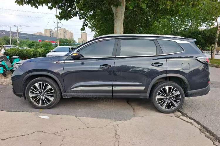 Used Chery Tiggo 8 PLUS 2022 Kunpeng Edition 390TGDI DCT Luxury+ Edition Exterior 4