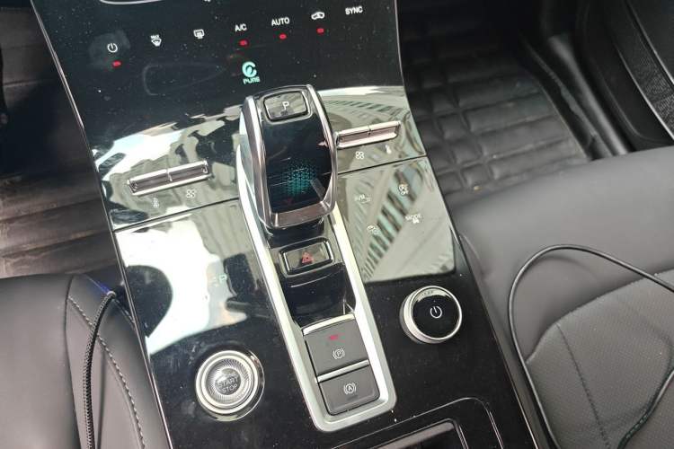 Used Chery Tiggo 8 PLUS 2022 290TGDI DCT Haoting Edition Gear Lever