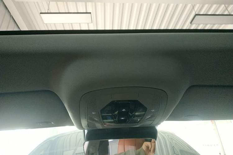 Used Chery Tiggo 8 PLUS 2022 290TGDI DCT Luxury Edition+ Headliner