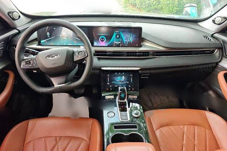 Used Chery Tiggo 8 PLUS 2022 Kunpeng Edition 390TGDI DCT Luxury+ Edition Interior 4