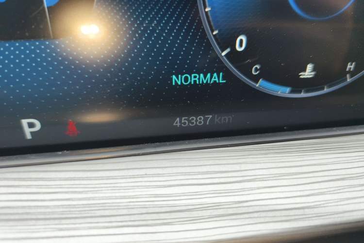 Used Chery Tiggo 8 PLUS 2022 Kunpeng Edition 390TGDI DCT Passion Plus Odometer Close Up
