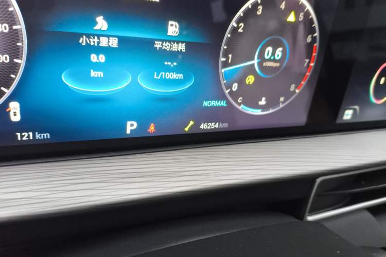 Used Chery Tiggo 8 PLUS 2022 Kunpeng Edition 390TGDI DCT Four-Wheel Drive Luxury Version Odometer Close Up